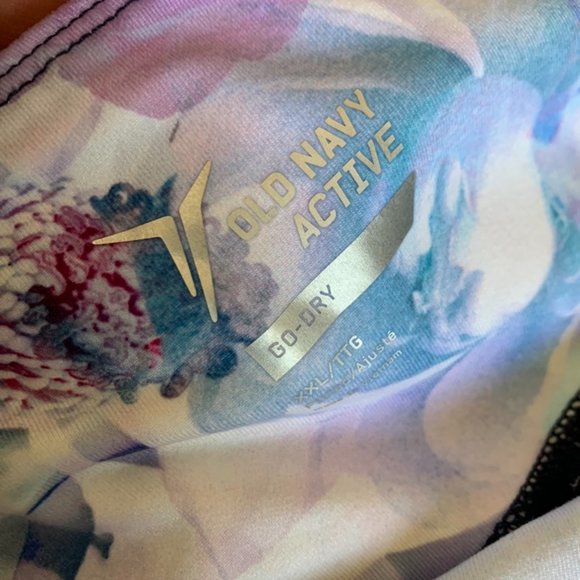 Old Navy Active "Go-Dry" Legging - White Floral on Black - Picture 3 of 4